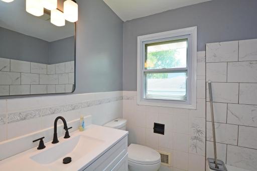 7500 Janell Avenue N, Minneapolis, MN 55428