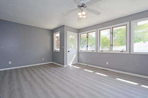 7500 Janell Avenue N, Minneapolis, MN 55428