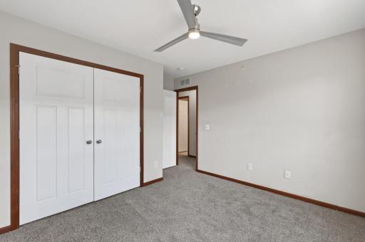 1957 Commonwealth Boulevard, 4, Chanhassen, MN 55317
