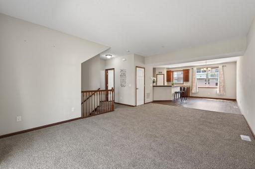 1957 Commonwealth Boulevard, 4, Chanhassen, MN 55317