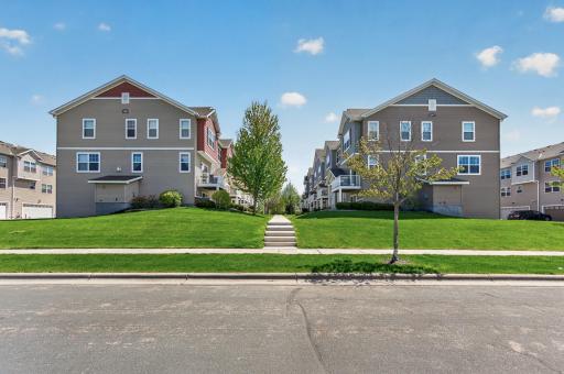 1957 Commonwealth Boulevard, 4, Chanhassen, MN 55317