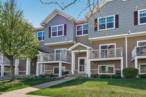 1957 Commonwealth Boulevard, 4, Chanhassen, MN 55317