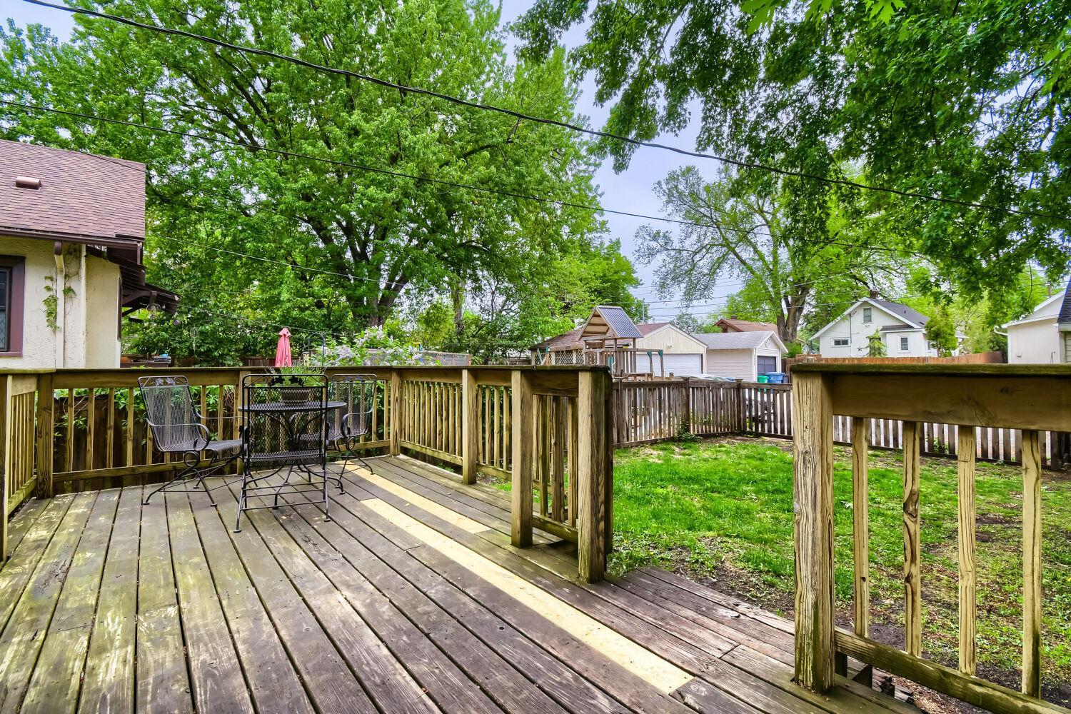 Large back deck with fully fenced in yard