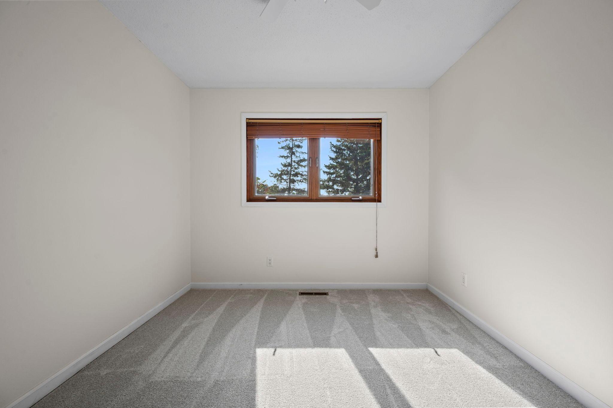 Bedroom 2 - Upper Level