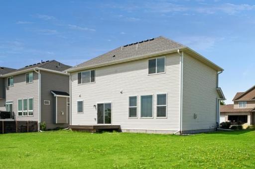 14060 Ailesbury Avenue - Spacecrafting - 0041.jpg