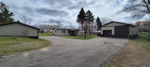 209 3rd Avenue S, Dent, MN 56528