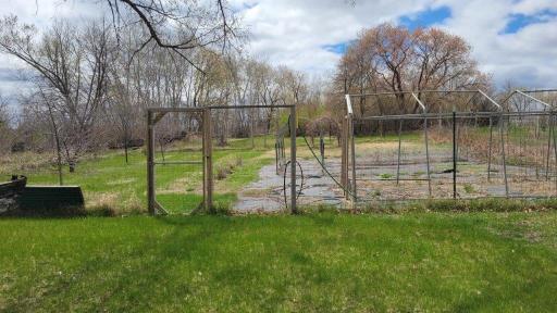 209 3rd Avenue S, Dent, MN 56528