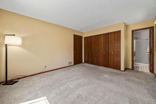 15769 Hayes Trail, Saint Paul, MN 55124