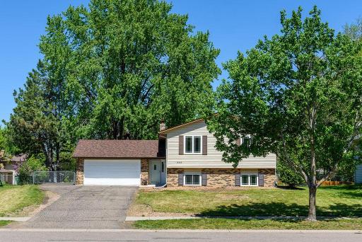 15769 Hayes Trail, Saint Paul, MN 55124