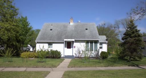 102 22nd Avenue S, Saint Cloud, MN 56301