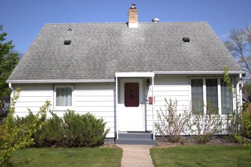 102 22nd Avenue S, Saint Cloud, MN 56301
