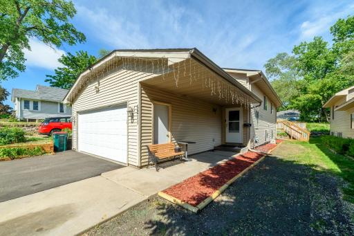 5211 6th Street NE, Minneapolis, MN 55421