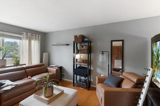 10397 Balsam Lane, Eden Prairie, MN 55347
