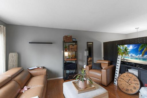 10397 Balsam Lane, Eden Prairie, MN 55347