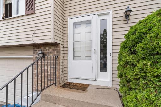 10397 Balsam Lane, Eden Prairie, MN 55347