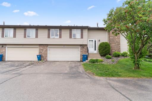 10397 Balsam Lane, Eden Prairie, MN 55347