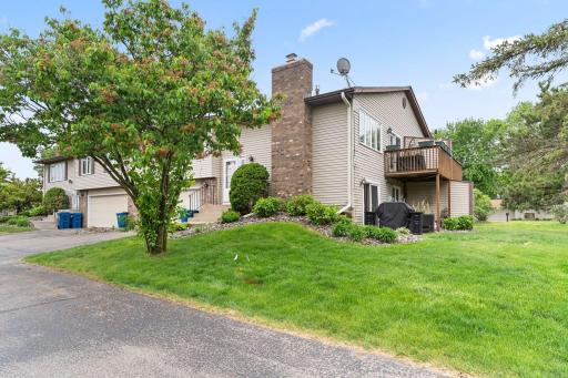 10397 Balsam Lane, Eden Prairie, MN 55347