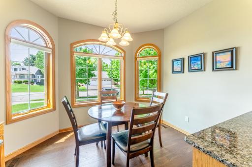 3022 Highpointe Curve, Saint Paul, MN 55113