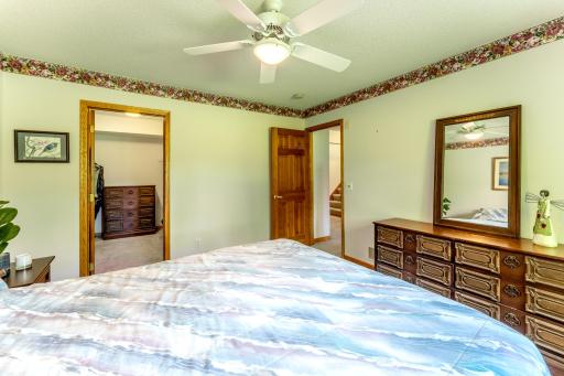 3022 Highpointe Curve, Saint Paul, MN 55113