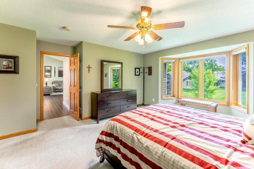 3022 Highpointe Curve, Saint Paul, MN 55113