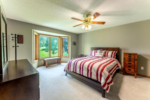 3022 Highpointe Curve, Saint Paul, MN 55113