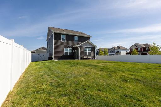 1702 Athens Terrace, Shakopee, MN 55379