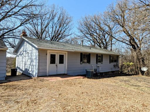 1433 Ridgeview Drive, Montevideo, MN 56265