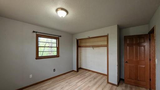 1433 Ridgeview Drive, Montevideo, MN 56265