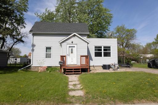 804 Redding Avenue, Windom, MN 56101