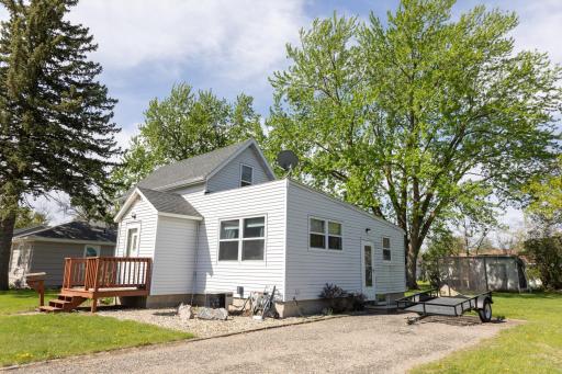 804 Redding Avenue, Windom, MN 56101