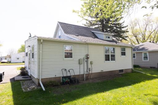 804 Redding Avenue, Windom, MN 56101