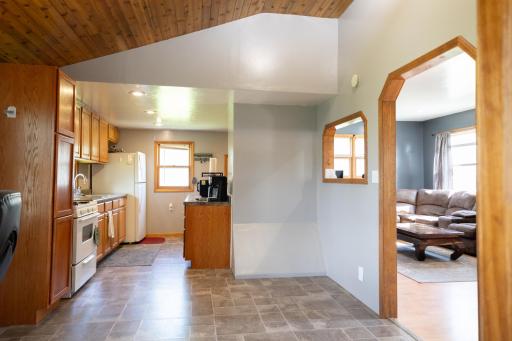 804 Redding Avenue, Windom, MN 56101