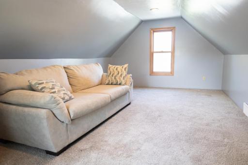804 Redding Avenue, Windom, MN 56101