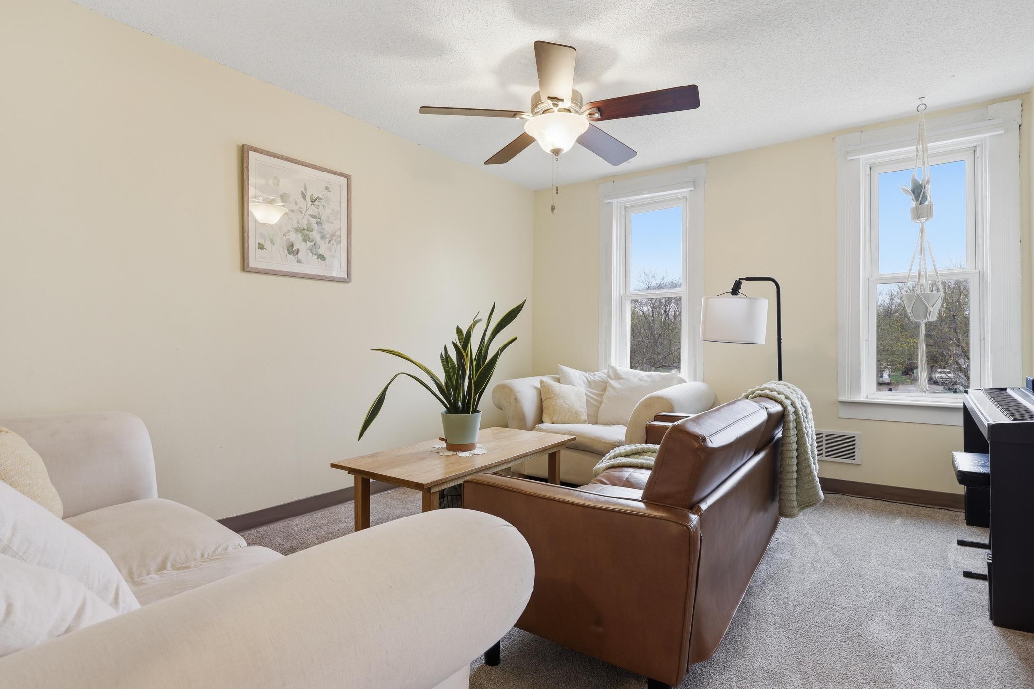 Living Room Upper Unit