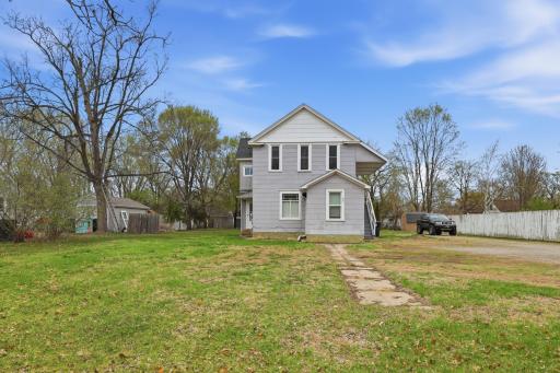 331 3rd E Street, Monticello, MN 55362