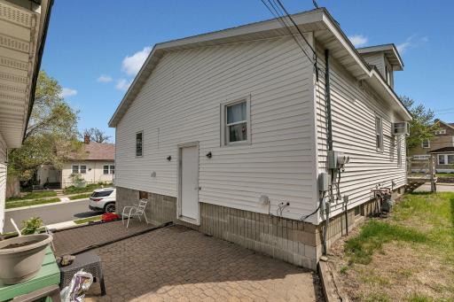 157 10th Avenue N, Waite Park, MN 56387