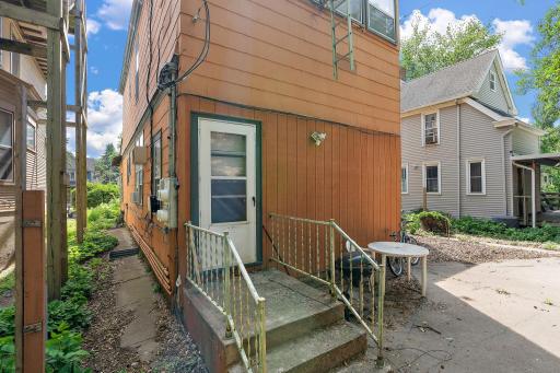 437 Wheeler Street N, Saint Paul, MN 55104