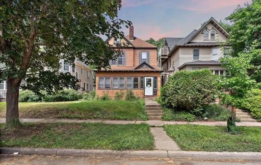 437 Wheeler Street N, Saint Paul, MN 55104