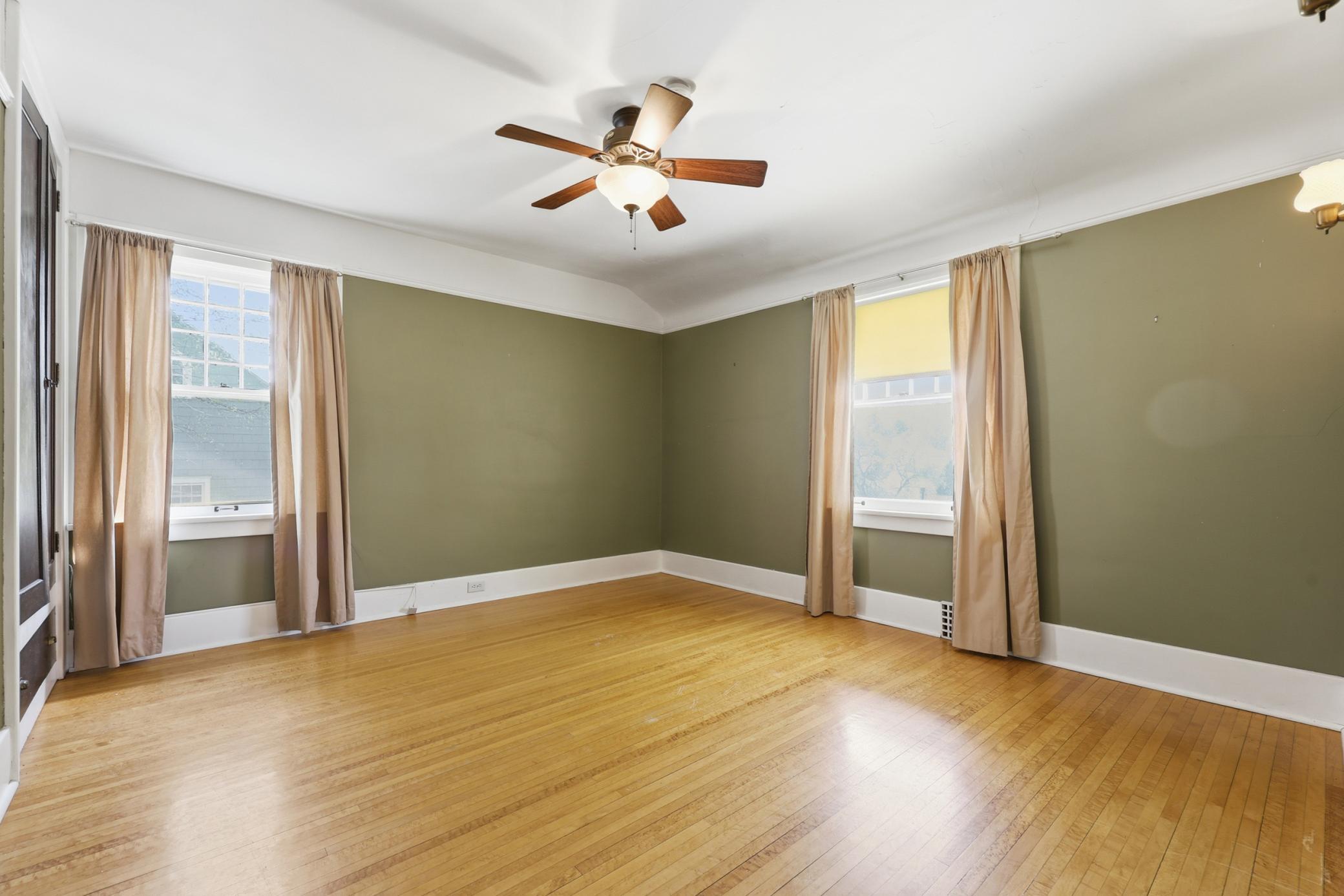 Bedroom #1