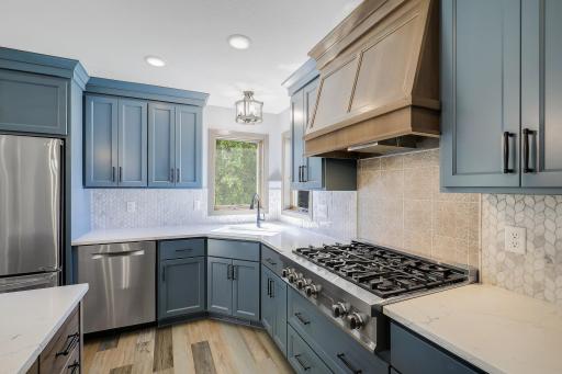 1448 Surrey Alcove, Saint Paul, MN 55125