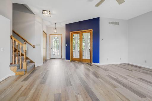 1448 Surrey Alcove, Saint Paul, MN 55125