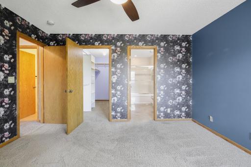 1448 Surrey Alcove, Saint Paul, MN 55125