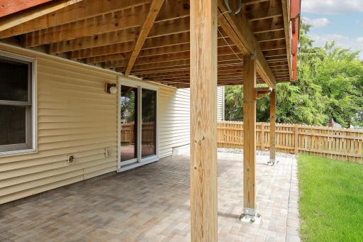 1448 Surrey Alcove, Saint Paul, MN 55125