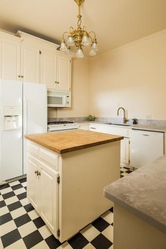 11 Summit Court, 11, Saint Paul, MN 55102