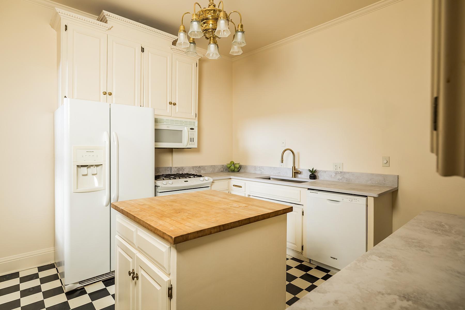 web_kitchen 2.jpg