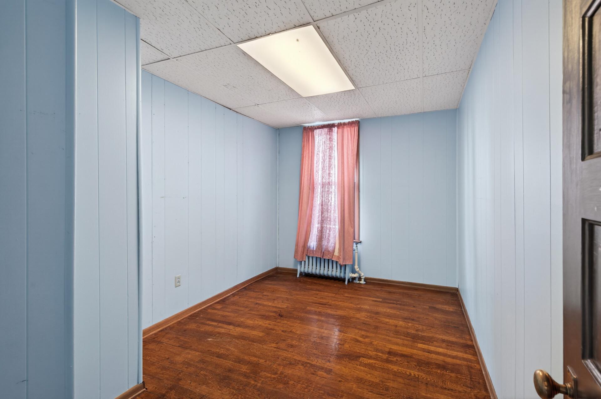 18_429_Minnehaha_Ave_E18_mls.jpg