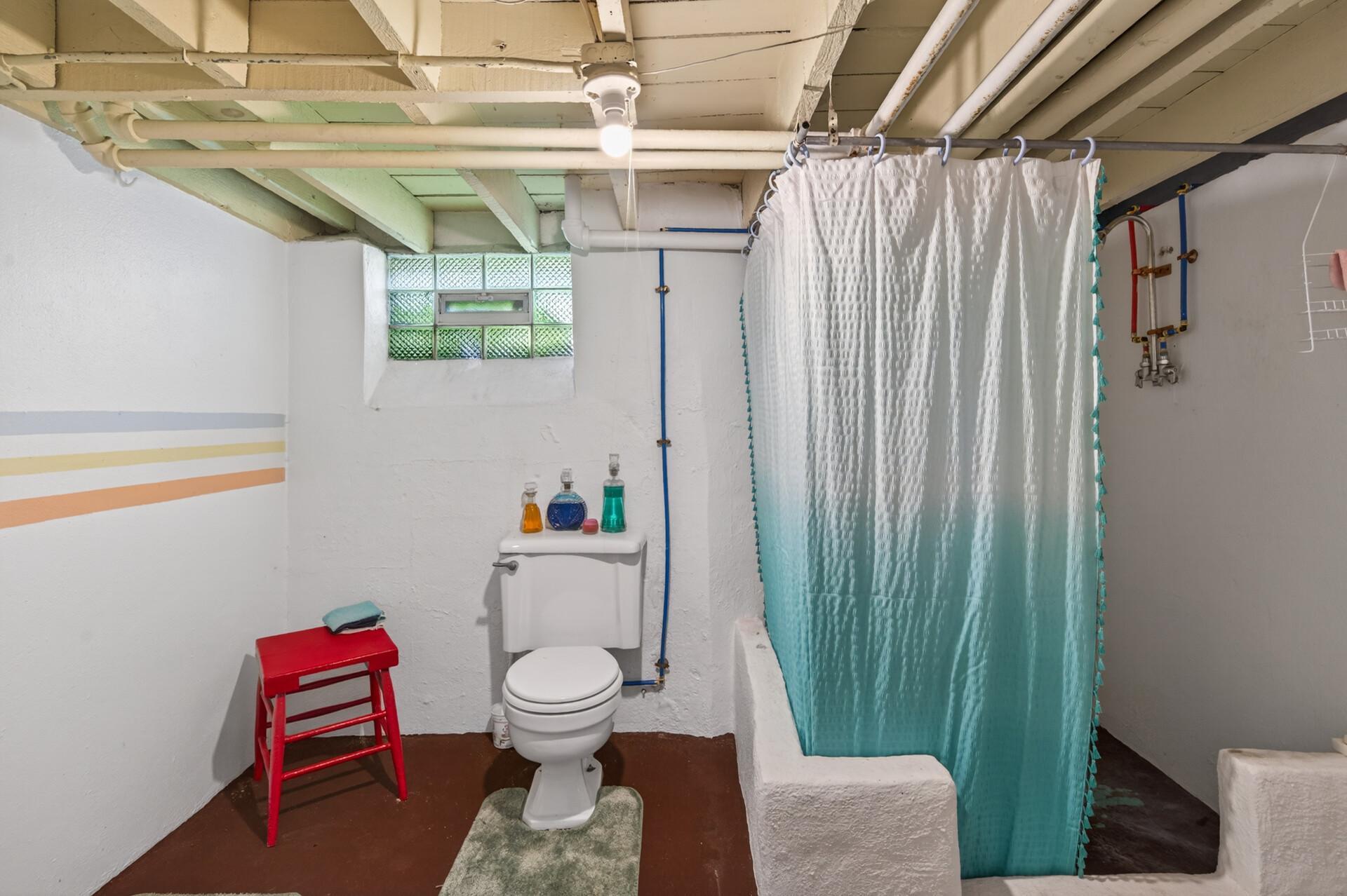 34_429_Minnehaha_Ave_E34_mls.jpg