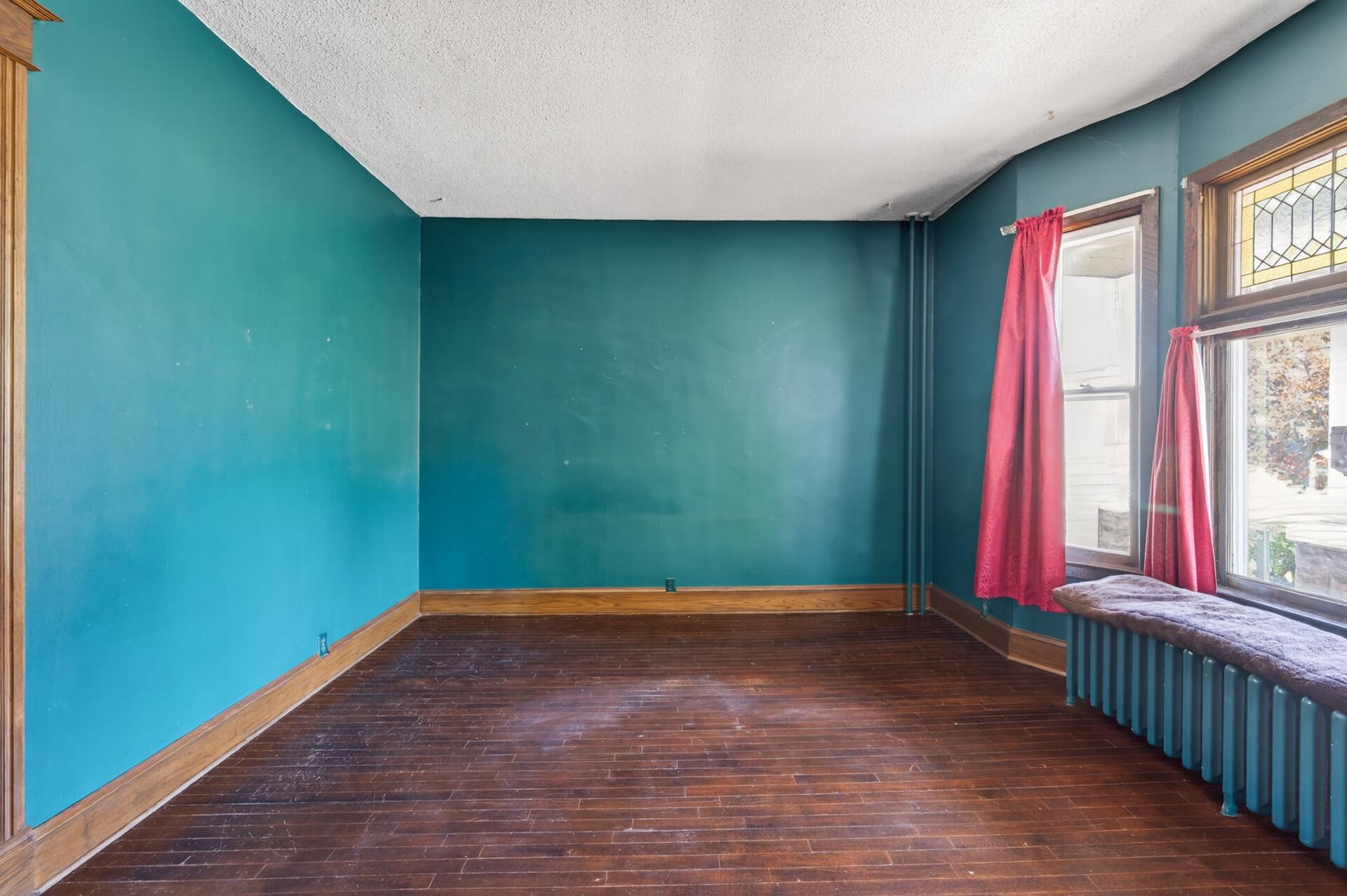 09_429_Minnehaha_Ave_E9_mls.jpg