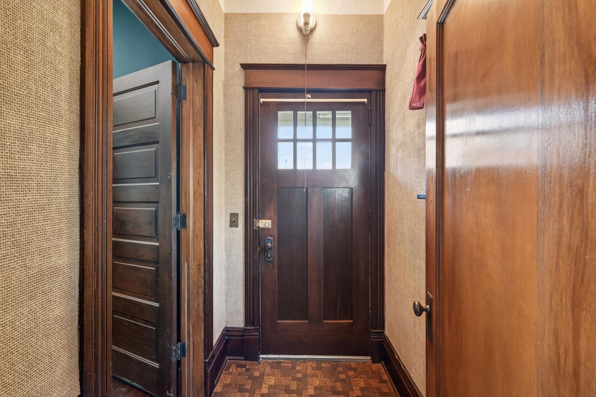 06_429_Minnehaha_Ave_E6_mls.jpg
