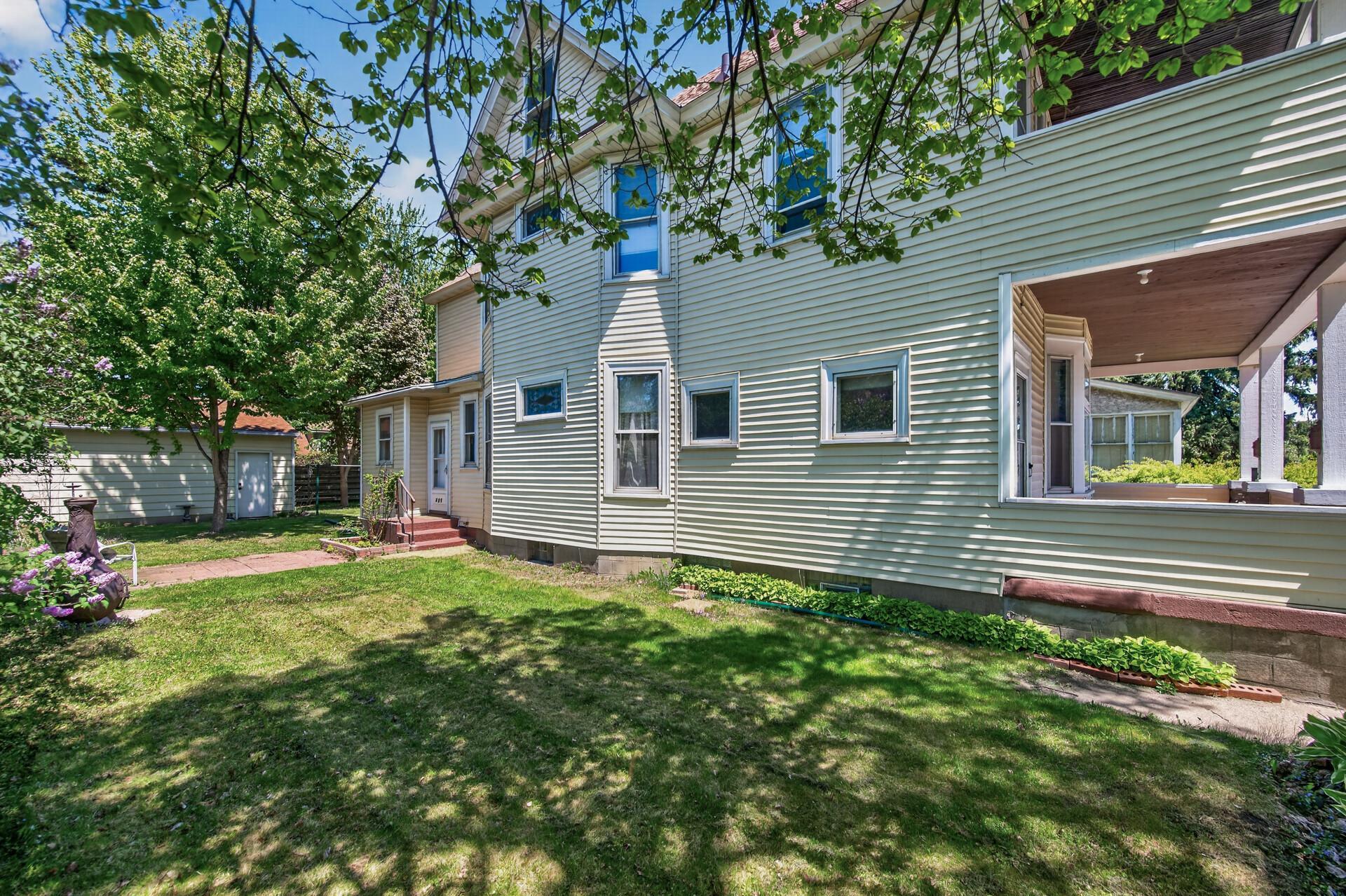 39_429_Minnehaha_Ave_E39_mls.jpg